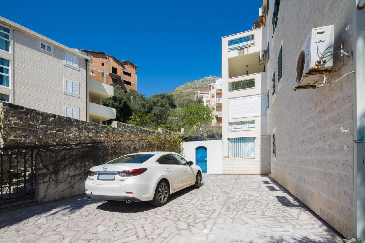 Family Apartment With Sea View Sveti Stefan Budva Dış mekan fotoğraf